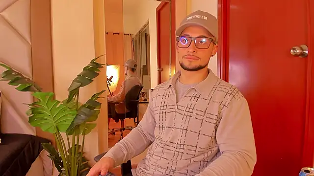 valenssio moretti online show from 03-12-26, 04:07