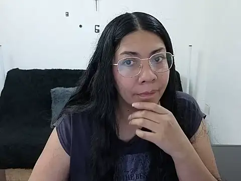 Snapshot of johana_collins chatting on 03-09-26, 01:59 johana collins online show from 03-09-26, 01:59