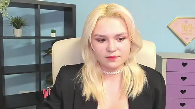 SweetLilyxo online show from 02-14-26, 02:47