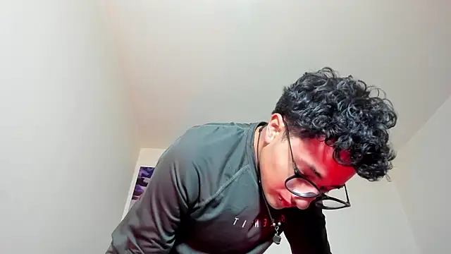 Adonibaskerville4 online show from 04-12-26, 01:49