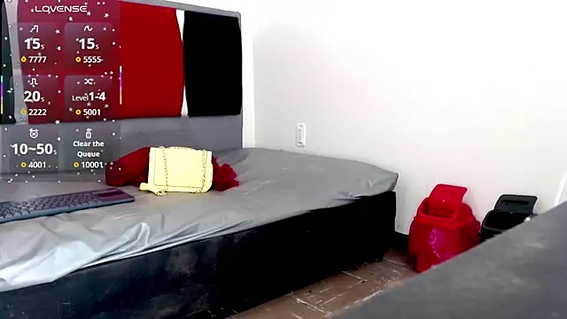 Snapshot of Gata_Salvaje__ chatting on 03-11-26, 03:23 Gata Salvaje online show from 03-11-26, 03:23