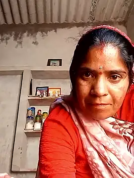 Snapshot of Hot_ras28 chatting on 02-07-26, 07:12 Hot ras28 online show from 02-07-26, 07:12