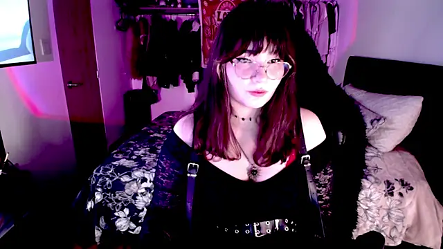 Snapshot of ElyNoiruwu chatting on 03-28-26, 12:54 ElyNoiruwu online show from 03-28-26, 12:54