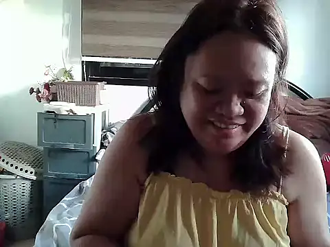 Snapshot of yummychubby29 chatting on 03-09-26, 10:36 yummychubby29 online show from 03-09-26, 10:36