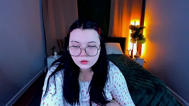 Kira G0ld online show from 03-25-26, 01:00