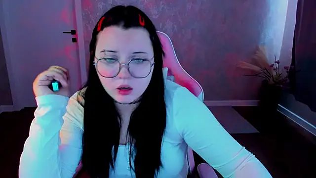 Kira G0ld online show from 04-04-26, 01:04