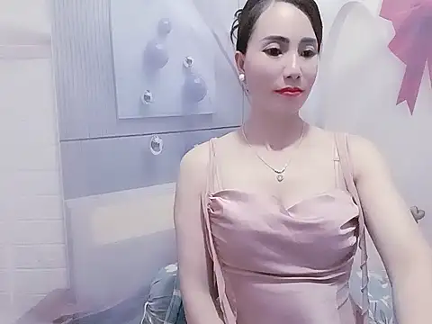 Hello-Kitty001 online show from 03-26-26, 01:49