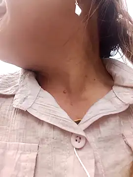 Snapshot of Bigboob_pussyxx chatting on 03-03-26, 05:35 Bigboob pussyxx online show from 03-03-26, 05:35