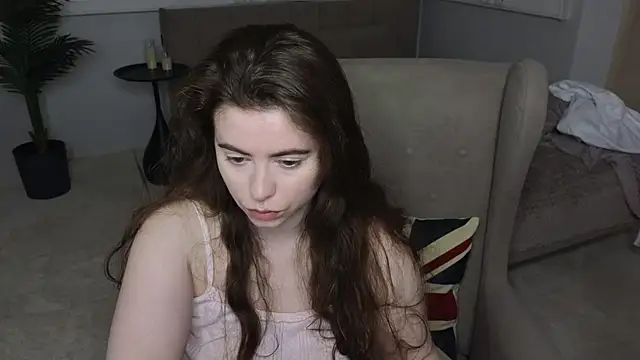 Snapshot of LovingWhisperr chatting on 04-30-26, 01:23 LovingWhisperr online show from 04-30-26, 01:23