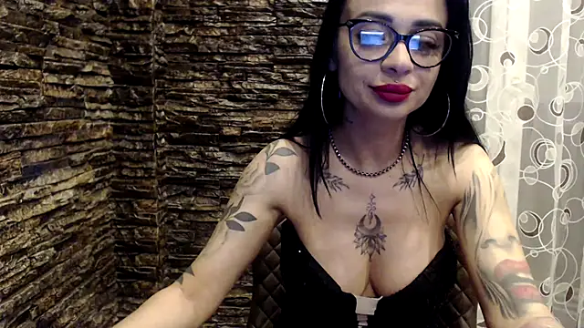 BrianaBloom online show from 04-12-26, 06:46