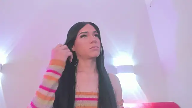 AllanaRosee online show from 05-19-26, 02:23