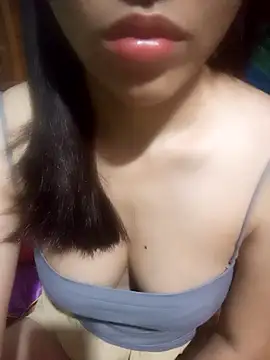 Yui-Ch1682 online show from 02-06-26, 09:40