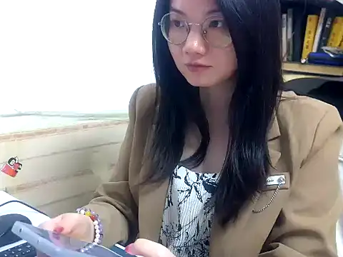 xiaoxiaowan11 online show from 03-10-26, 12:21