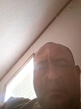 Snapshot of bojo69 chatting on 03-09-26, 03:05 bojo69 online show from 03-09-26, 03:05