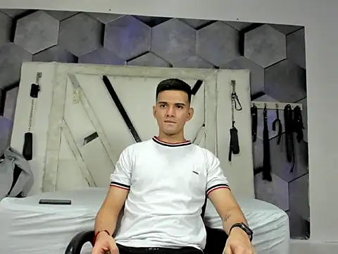 GoldenBoyM online show from 04-25-26, 03:20