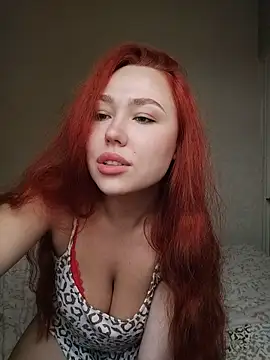 LolaaMint  online show from 03-10-26, 09:03