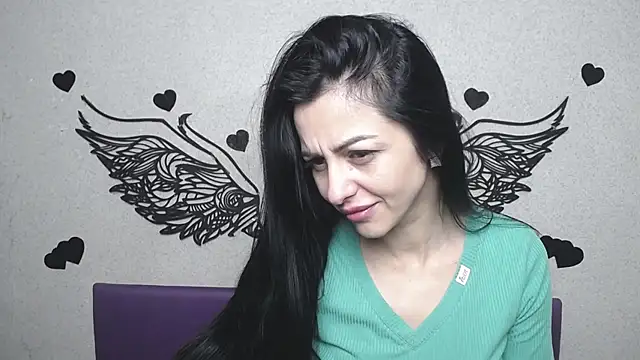 EvaClarkk online show from 04-30-26, 05:36