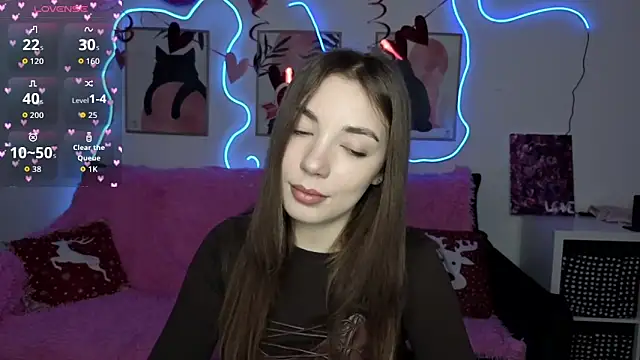 Adriennes online show from 02-18-26, 02:24