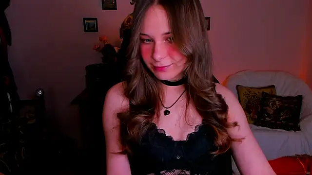 LanaLovely online show from 04-29-26, 06:39