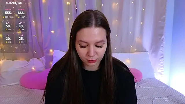 kira sweety x online show from 04-26-26, 05:32