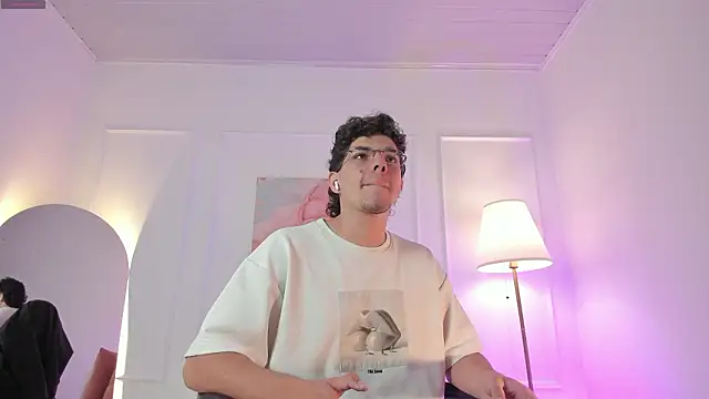 Axel Creed online show from 02-18-26, 01:56