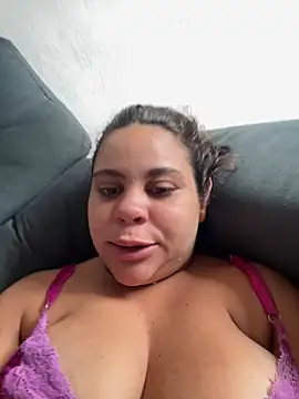 Snapshot of Adriputinha chatting on 02-26-26, 06:07 Adriputinha online show from 02-26-26, 06:07