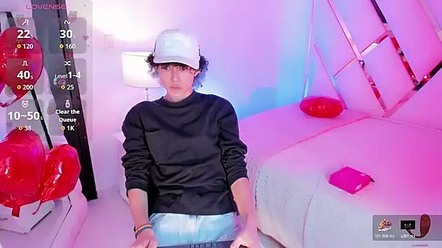 Snapshot of thanier_18 chatting on 02-14-26, 07:21 thanier 18 online show from 02-14-26, 07:21