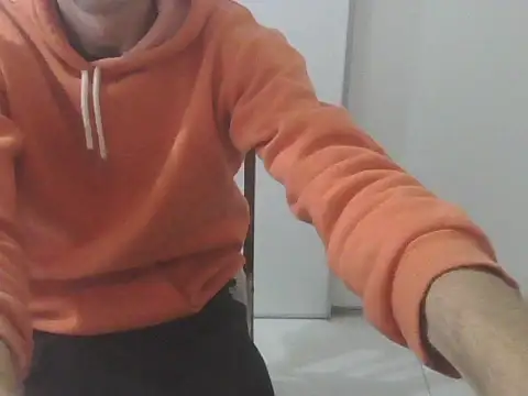 willyhot hot online show from 04-06-26, 01:01