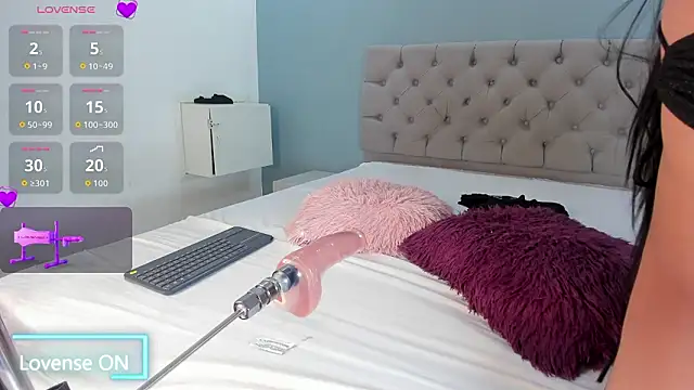 Valentina Rujano online show from 03-13-26, 01:12