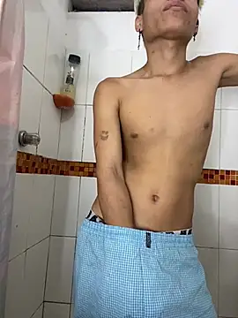 MaxyRyan online show from 02-23-26, 06:00