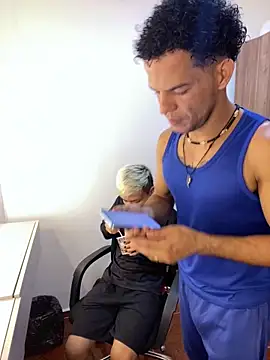 MaxyRyan online show from 03-28-26, 12:16