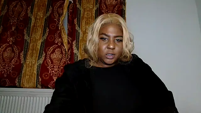 CurvySashia online show from 02-22-26, 03:29