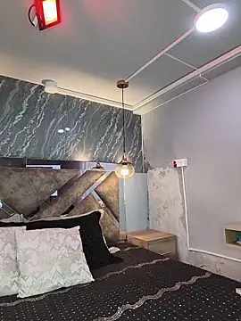 CharlotteKravizz online show from 03-08-26, 04:55