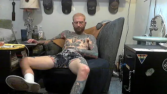 F D R  online show from 03-22-26, 05:22