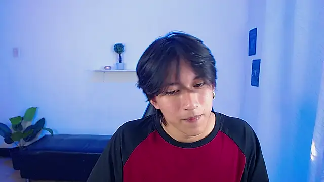 nikoo 18 online show from 04-21-26, 02:23