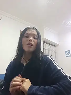 Snapshot of Maggyx chatting on 02-17-26, 01:40 Maggyx online show from 02-17-26, 01:40