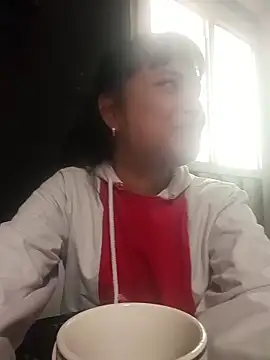 Snapshot of Maggyx chatting on 03-05-26, 01:29 Maggyx online show from 03-05-26, 01:29