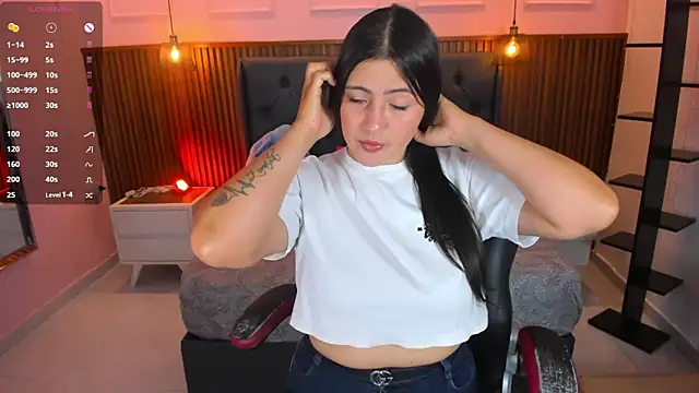 Snapshot of alixablake chatting on 03-09-26, 07:18 alixablake online show from 03-09-26, 07:18