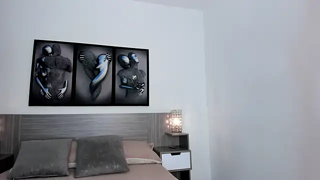 Dulce M  online show from 04-14-26, 07:53