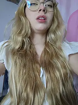 Snapshot of isaneptuneuwu chatting on 03-09-26, 01:42 isaneptuneuwu online show from 03-09-26, 01:42