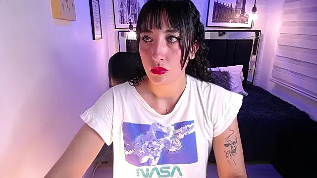 ladyraing online show from 02-26-26, 07:24