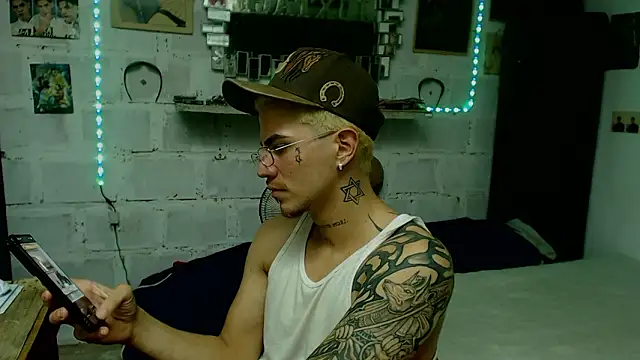 paul-mendezx online show from 02-18-26, 06:04