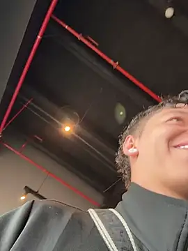 ARON LUXX online show from 04-16-26, 03:02