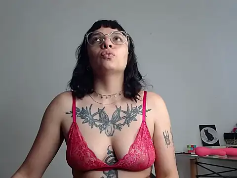 LanaGodard online show from 02-27-26, 05:13