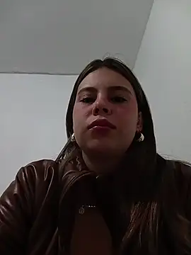 Snapshot of Rouse_24_ chatting on 06-03-26, 11:21 Rouse 24 online show from 06-03-26, 11:21