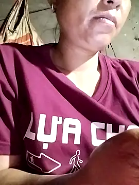 vivi1889 online show from 04-27-26, 12:47