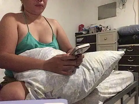 lady candy85 online show from 02-09-26, 08:29