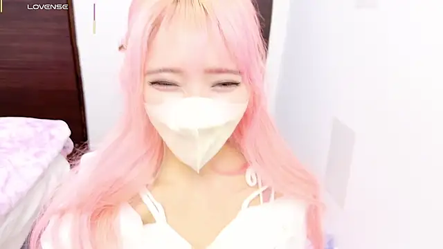 Mia-o0 online show from 03-08-26, 09:35