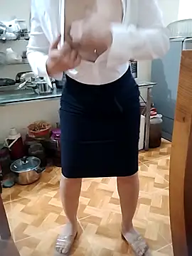 LiilyZi online show from 02-27-26, 11:27