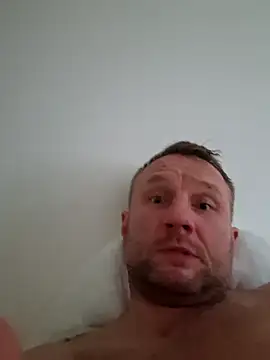 Snapshot of Tommyzzzzzz chatting on 04-11-26, 07:45 Tommyzzzzzz online show from 04-11-26, 07:45